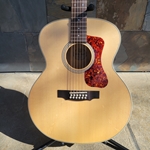 Guild F-2512e Maple Jumbo with Solid Spruce Top