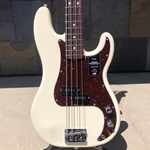 Fender American Professional IIPrecision Bass, Rosewood Fingerboard, Olympic White