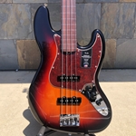 Fender American Professional II Jazz Bass® Fretless, Rosewood Fingerboard, 3-Color Sunburst