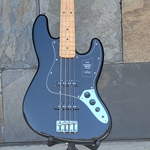 Fender Player II Jazz Bass®, Maple Fingerboard, Black