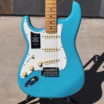 Fender Player II Stratocaster® Left-Hand, Maple Fingerboard, Aquatone Blue