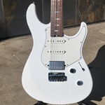 Yamaha Pacifica Standard Plus Shell White