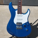 Yamaha Pacifica Standard Plus Sparkle Blue