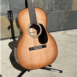 Martin Custom Shop 00-12Fret Tasmanian Acoustic Guitar