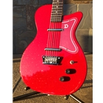 Danelectro 56 Baritone Red Metal Flake