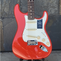 Fender Player II Stratocaster®, Rosewood Fingerboard, Coral Red