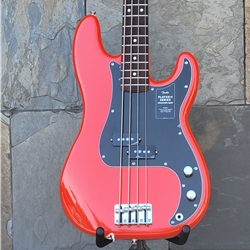 Fender Player II Precision Bass®, Rosewood Fingerboard, Coral Red