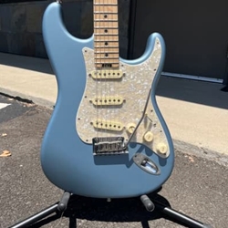 Used Fender 2018 Elite Stratocaster  Satin Ice Blue Metallic MN with Case